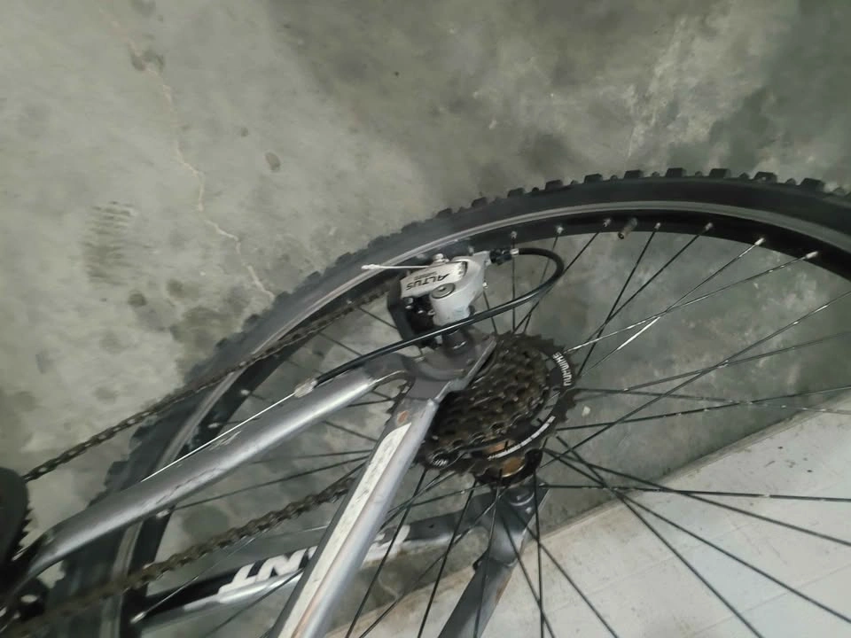 Giant front suspension mountain bike - photo 5