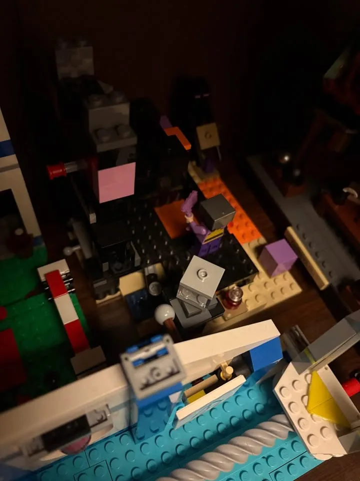 Lego Sets for sale (bulk) image indicator(3)