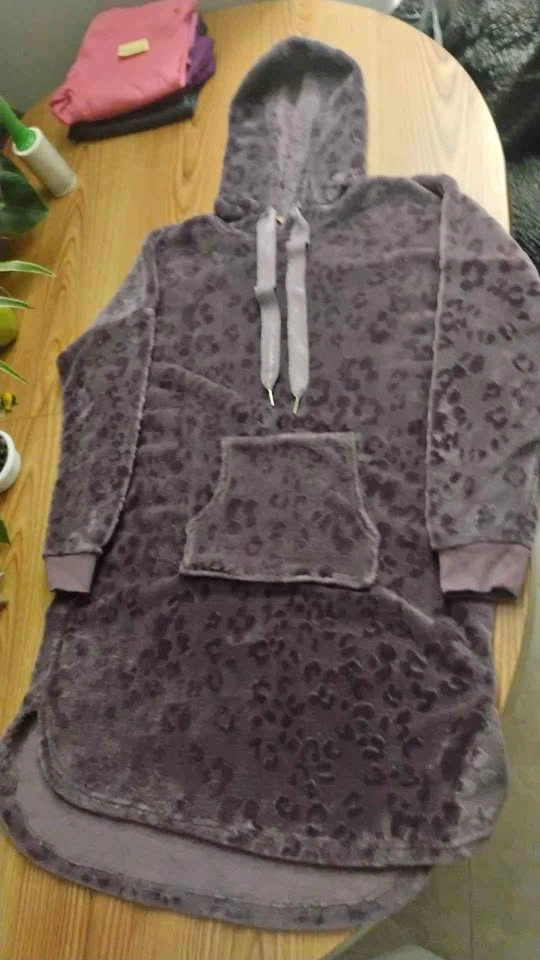 Denver Hayes Purple Plush Hooded Lounge Sweater/Nightdress L