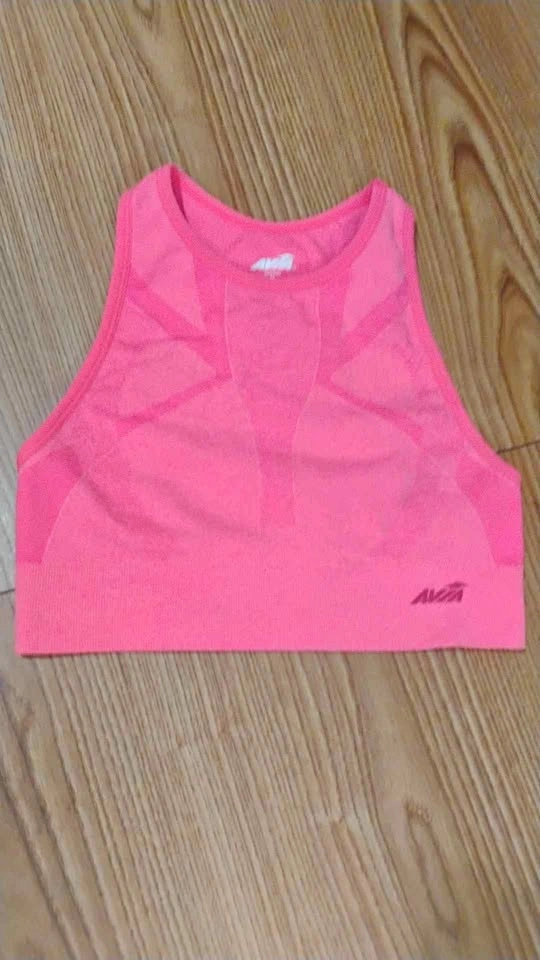 Avia Seamless High-Neck Sports Bra Hot Pink size Medium