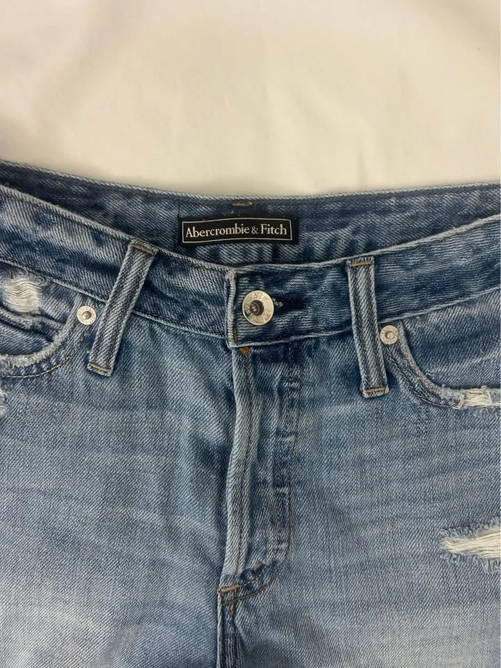 Abercrombie & Fitch Edgy Distressed Side Grommet Denim Shorts - photo 4