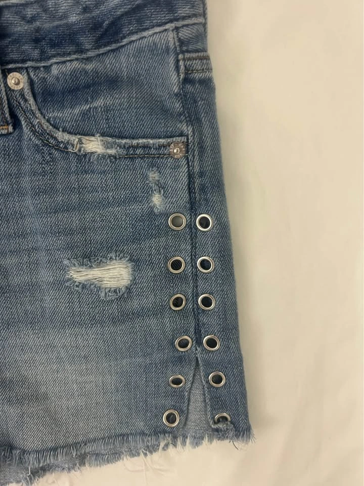 Abercrombie & Fitch Edgy Distressed Side Grommet Denim Shorts - photo 5
