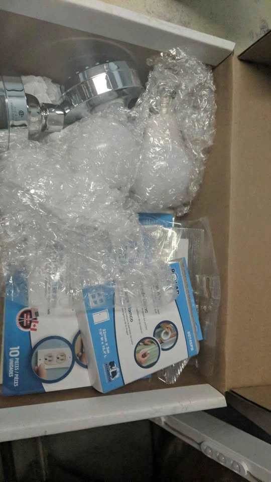 BC Hydro & FortisBC Energy Saving Kit - photo 3
