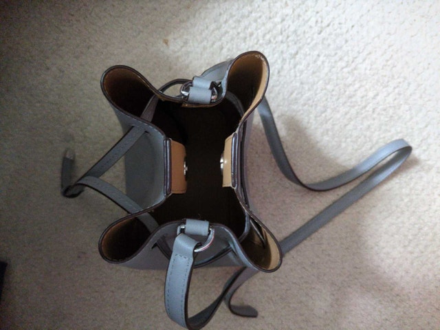 Like New Grey Ralph Lauren Grey Bucket Bag - photo 3