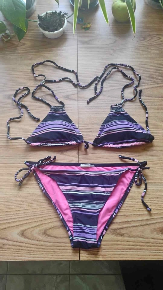 Powder Room Vintage Horizontal Striped Triangle Bikini - Small