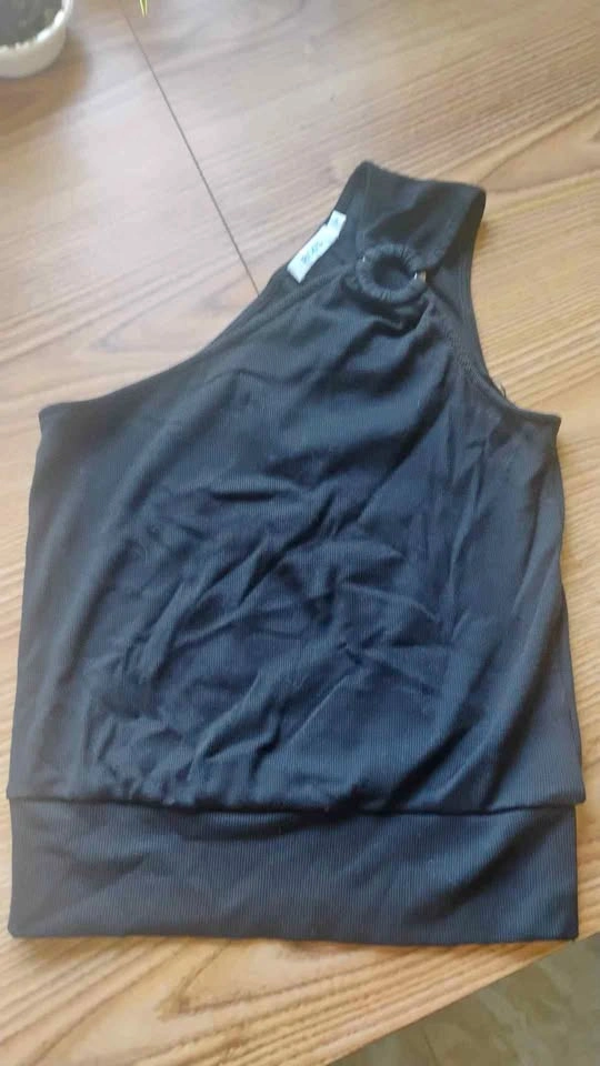 Ricki's Black One-shoulder Sleeveless Top - Size Small