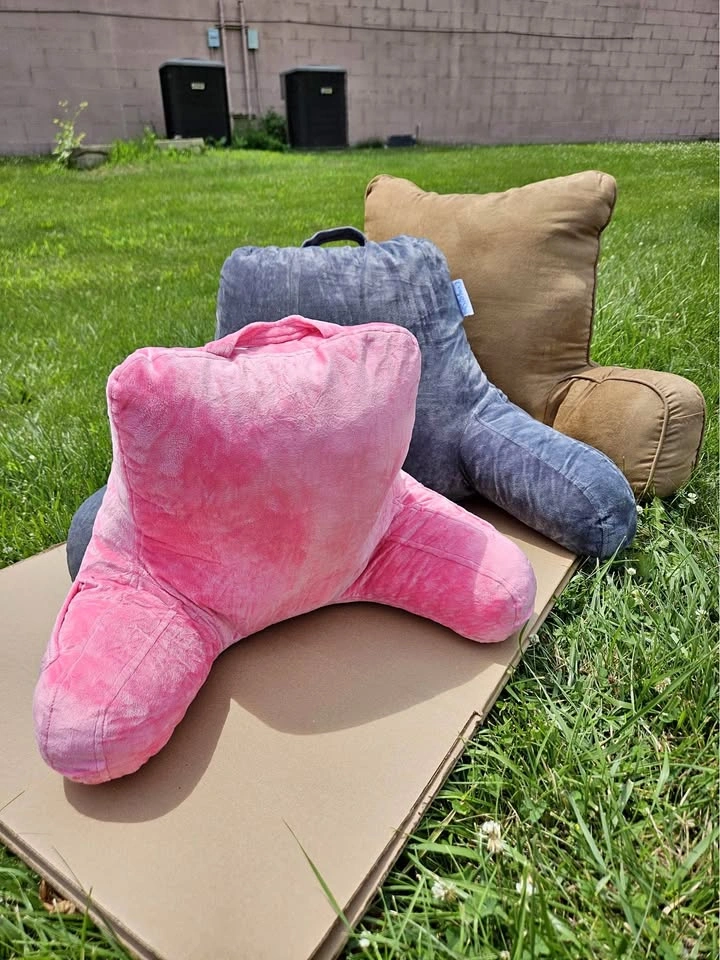 Reading pillow