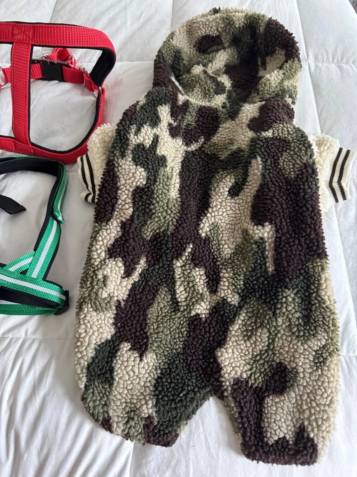 Size Large Dog Clothing Lot - photo 2