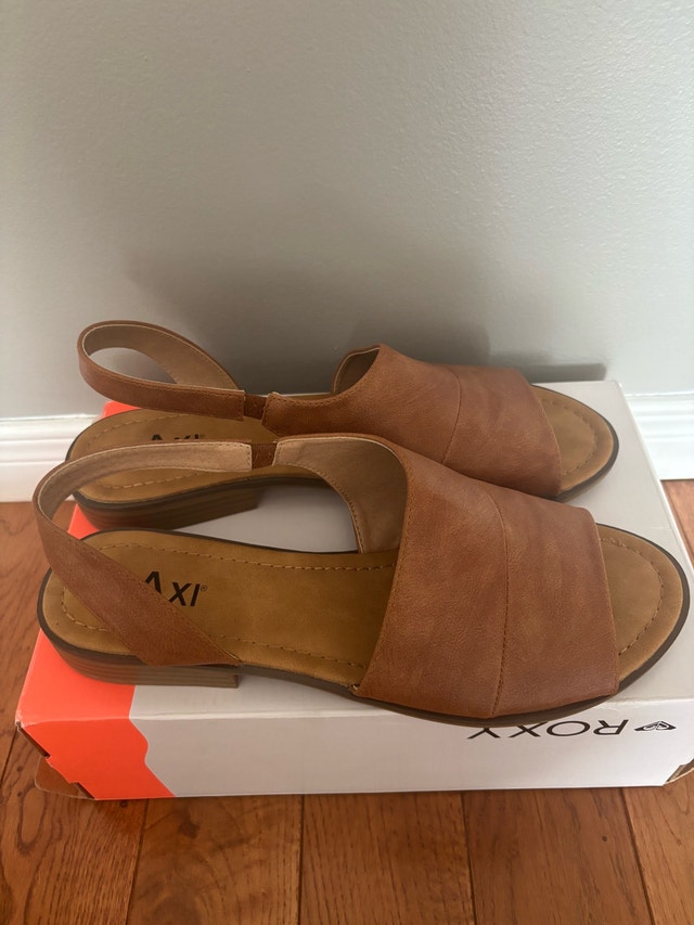 Women’s Taxi Sandals - Size 10 - Brown - photo 2