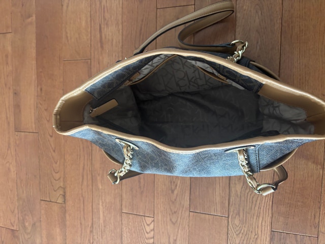 Calvin Klein Purse - photo 4