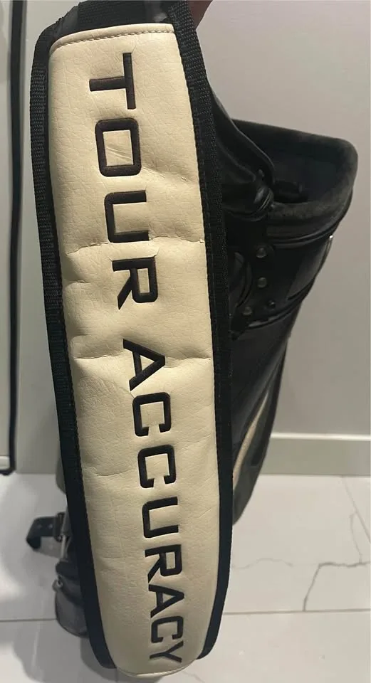 Nike Staff Tour Accuracy Golf Bag image indicator(4)