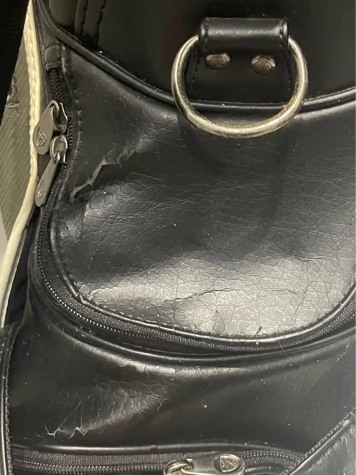 Nike Staff Tour Accuracy Golf Bag image indicator(8)