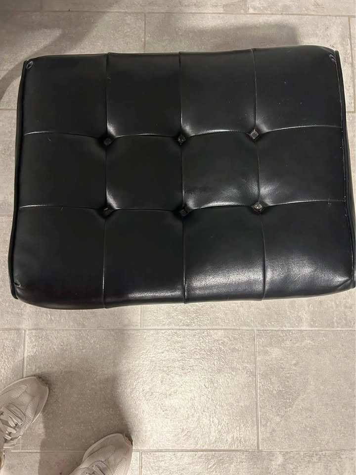 70’s Black Tufted Leather Foot Stool - photo 3