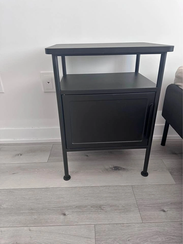 Bedside table