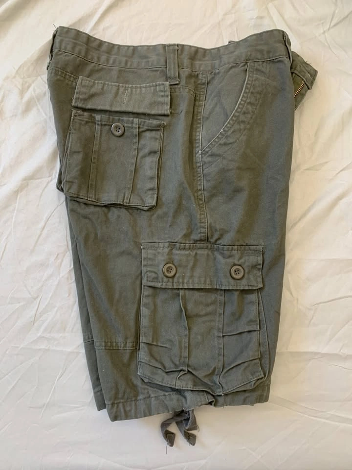 Men's Like New Cargo Utility Casual Shorts - Size 34 - photo 3