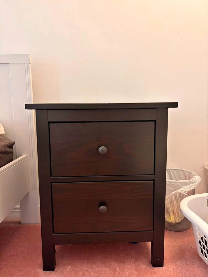 IKEA HEMNES Bedside 2-drawer chest (black-brown)