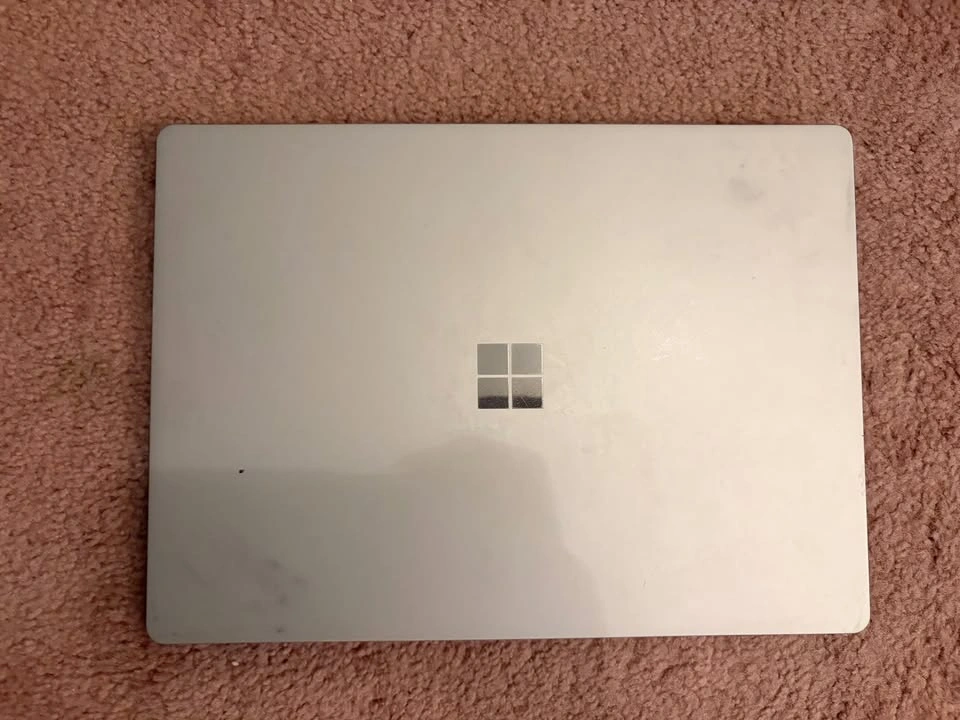 Microsoft Surface Laptop 2 13.5” Touchscreen i5/8GB/256GB SSD - photo 4