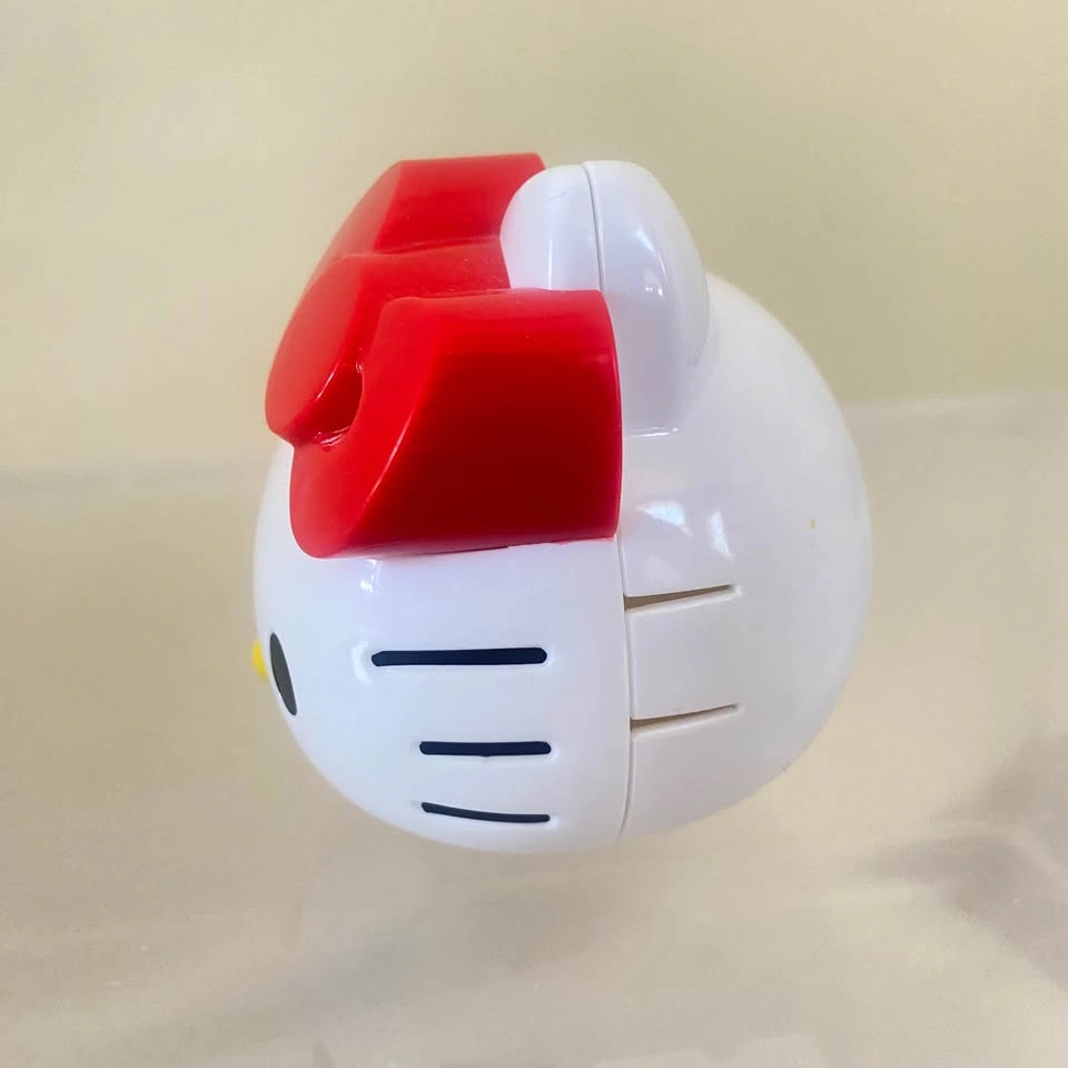 Hello Kitty plastic container - photo 4