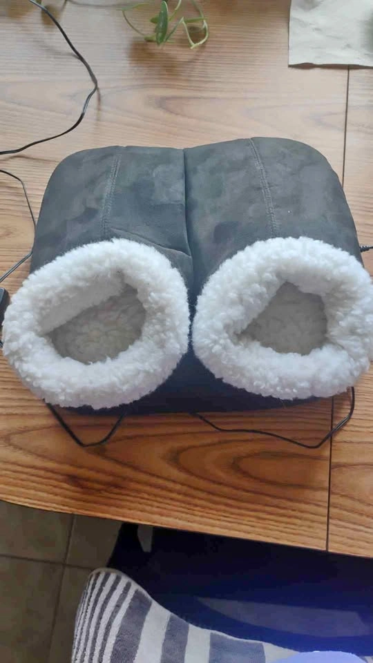 Body Innovations Soothing Foot Warmer and Massager
