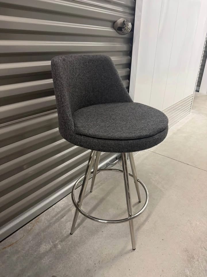 Grey Fabric Swivel Bar Stool with Chrome Base - photo 2