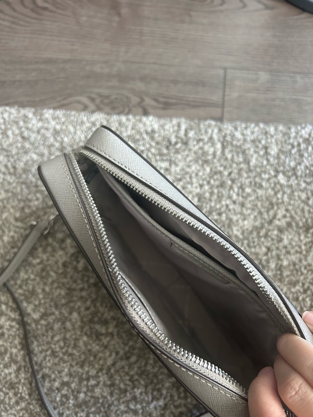 Michael Kors Crossbody Bag - photo 3