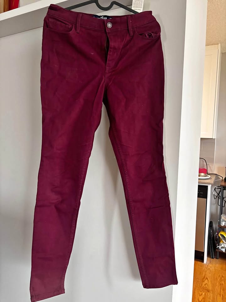 Hollister pants