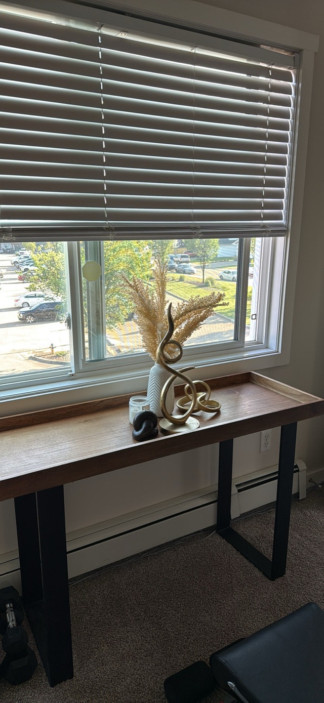 Console table