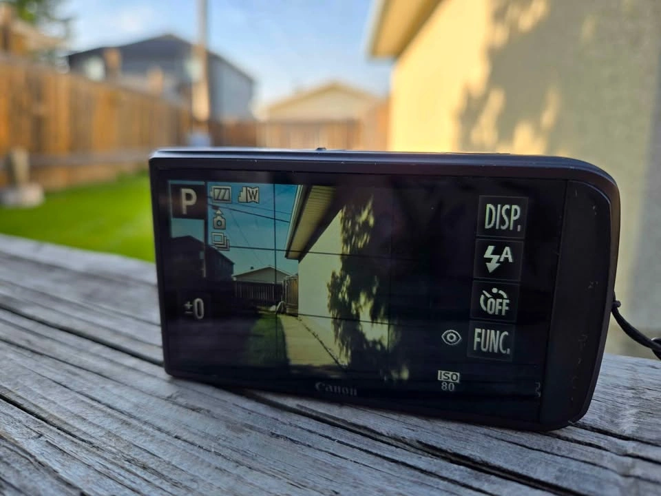 Canon PowerShot SD3500 IS Digital point and shoot - photo 4