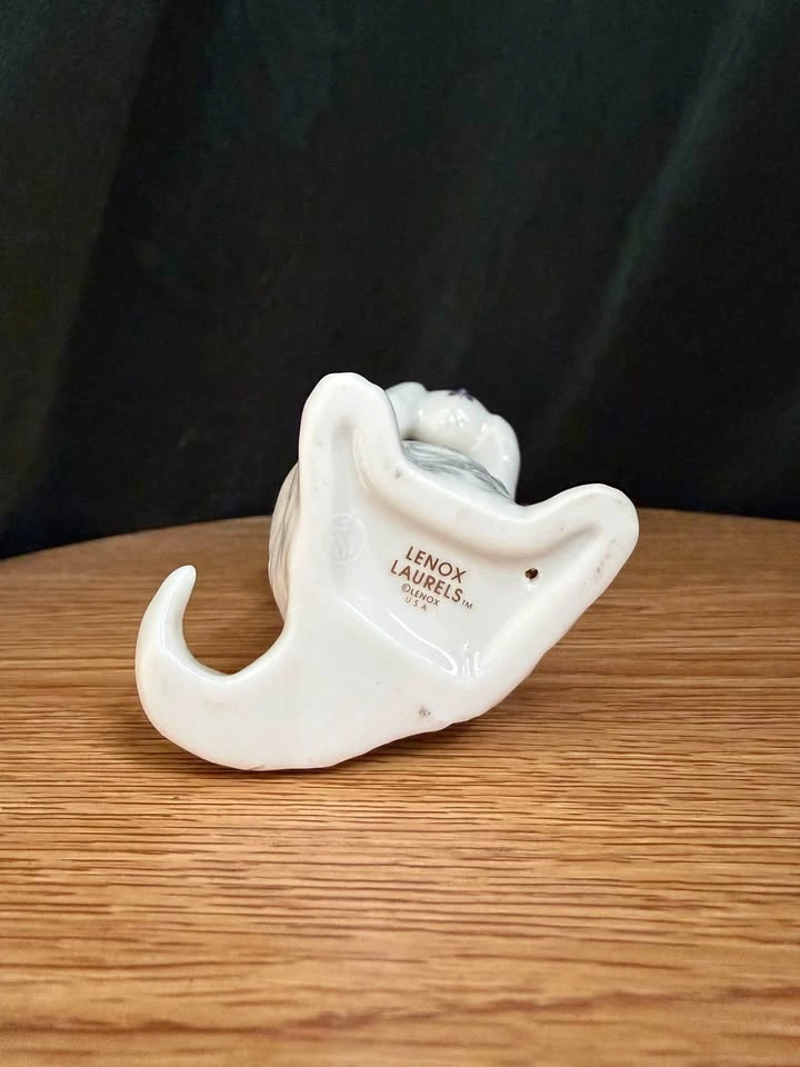 Lenox Laurels Fine Porcelain Cat Figurine with Jeweled Ball - photo 3