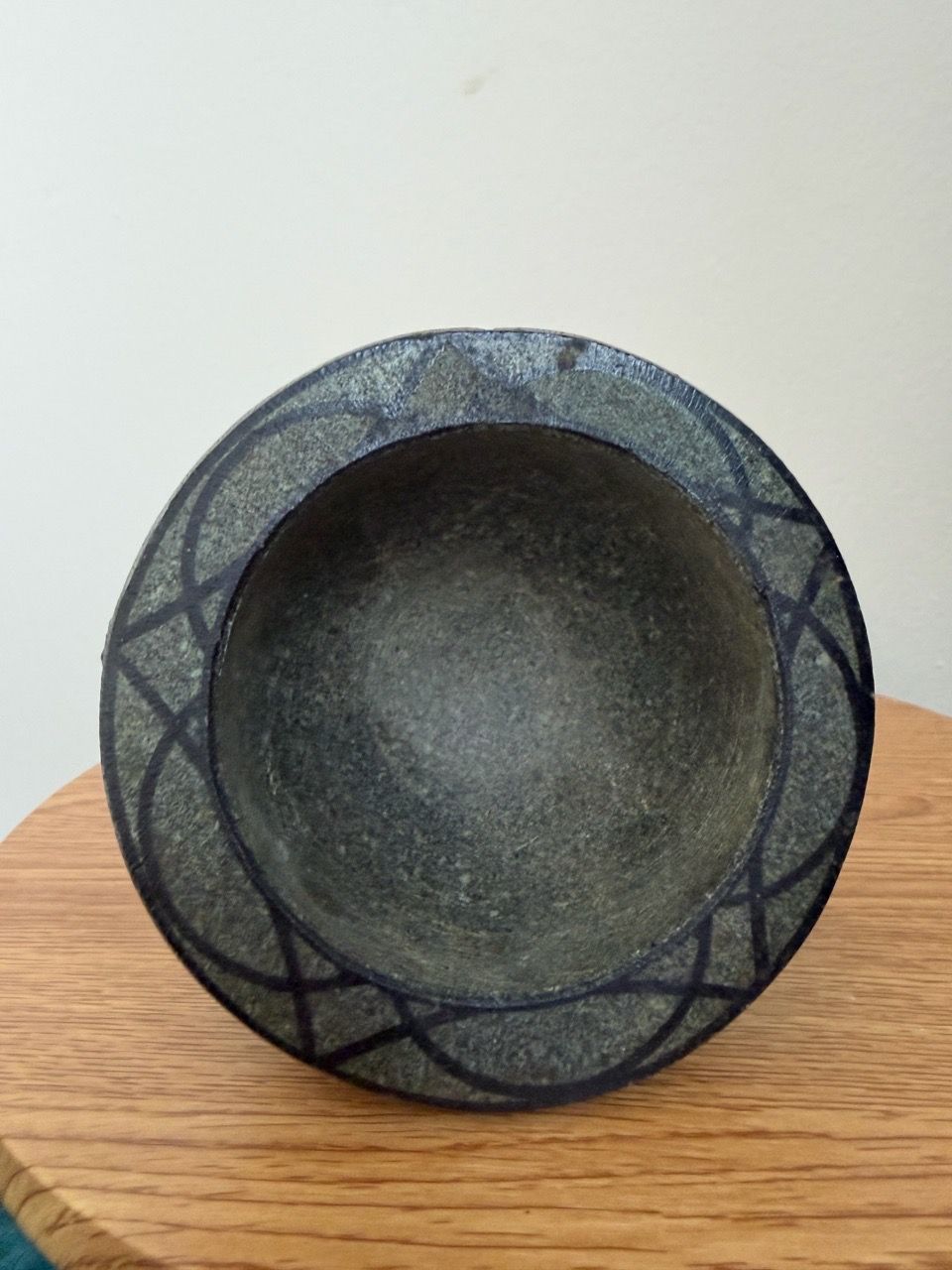 Heavy Natural Granite Mortar and Pestle Set with Etched Rim - photo 4