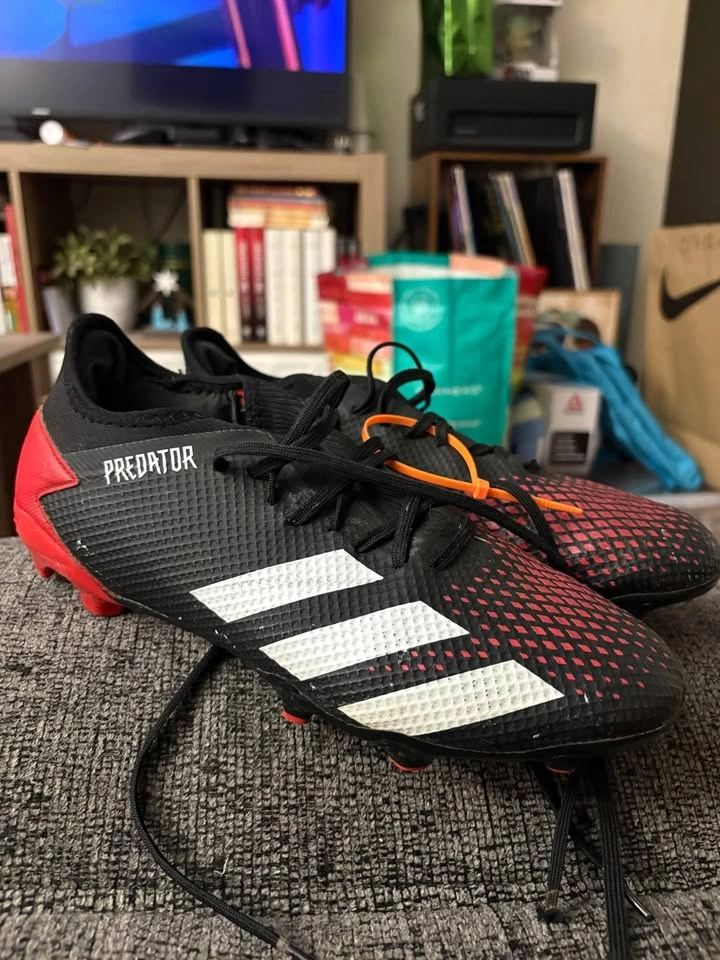 Adidas soccer cleats - photo 5