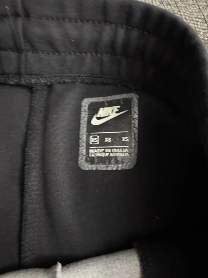 Nike tech shorts - photo 2