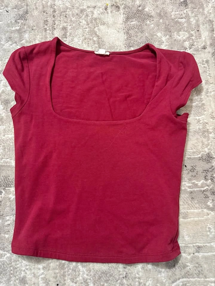 red garage top