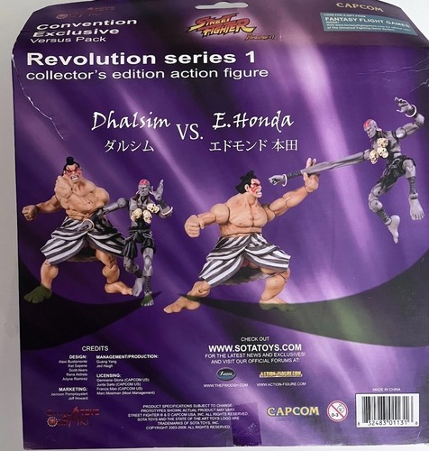 Street Fighter CAPCOM Convention Exclusive Revolution-1 - photo 3