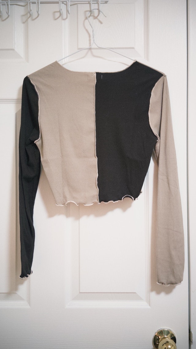 Y2K Contrast Seam Two-Tone Crop Top - photo 2