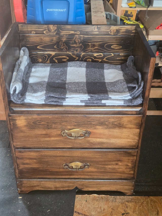 Dresser/bench