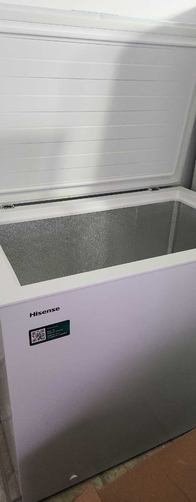 Hisense Freezer - photo 3