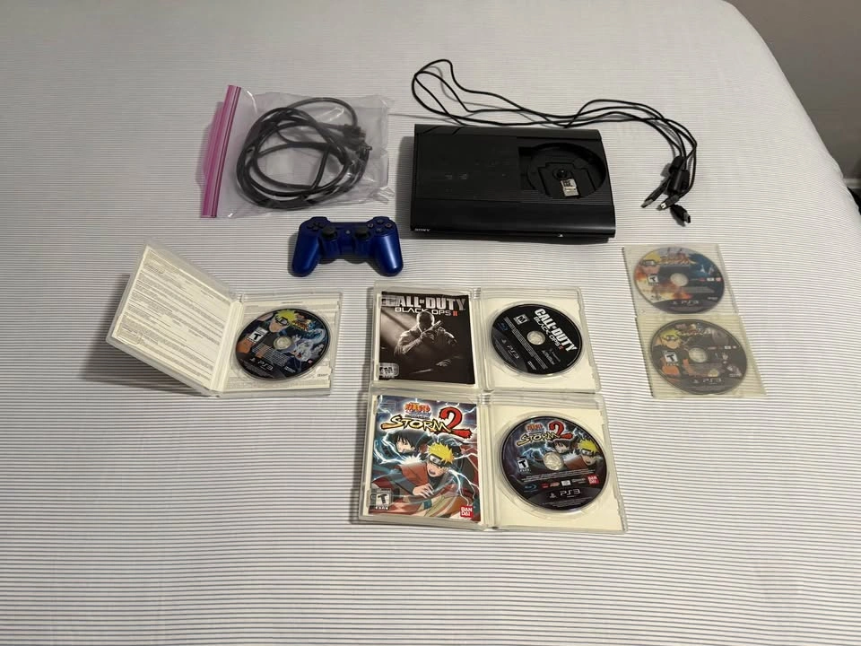 Sony PlayStation 3 PS3 console with controller and games - photo 3
