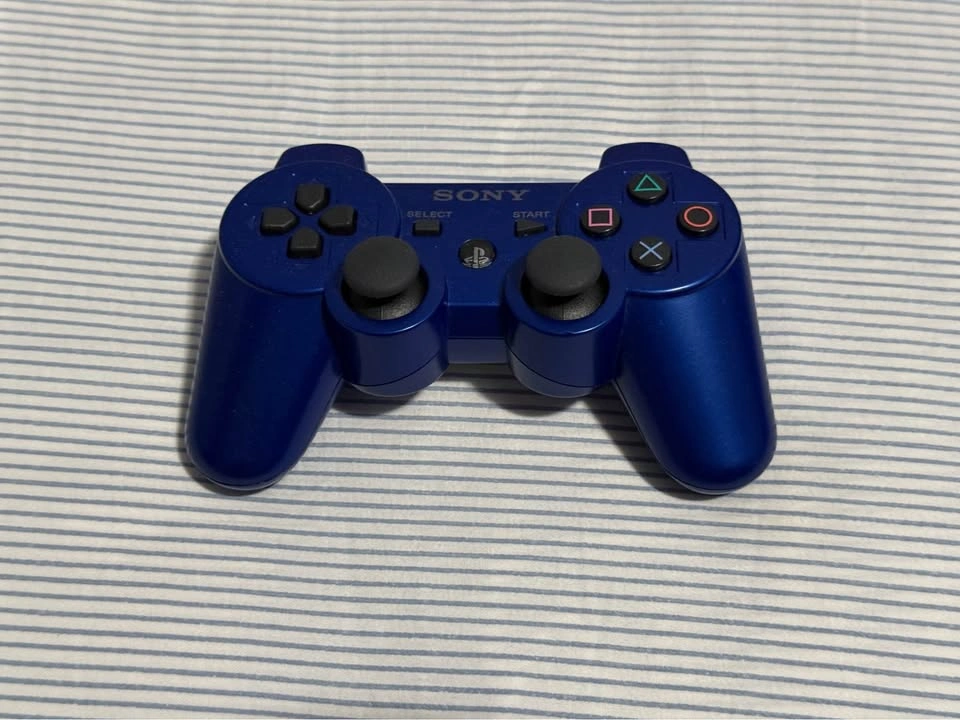 Sony PlayStation 3 PS3 console with controller and games - photo 4