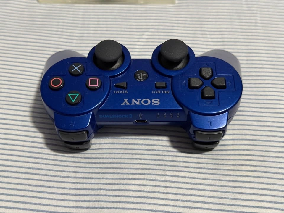 Sony PlayStation 3 PS3 console with controller and games - photo 5