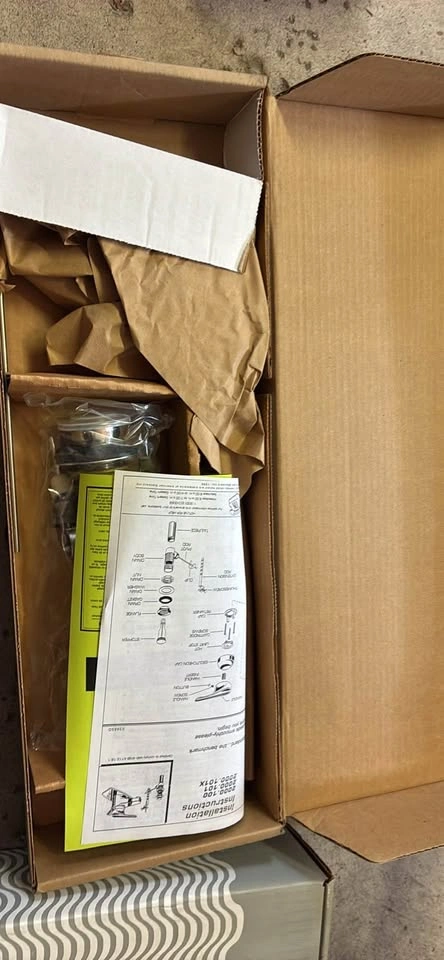 New American Standard Bathroom Faucet - photo 2