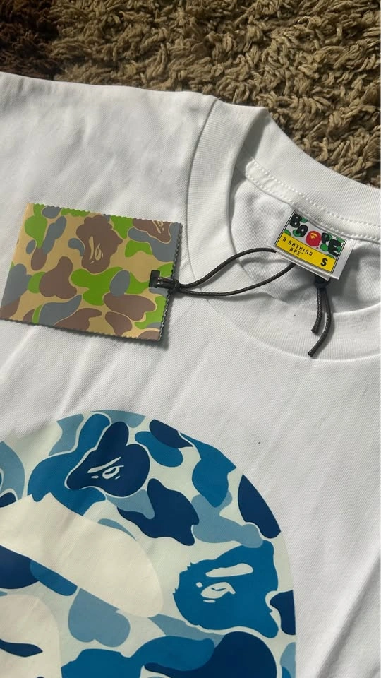 White and Blue BAPE Tshirt size S - photo 2