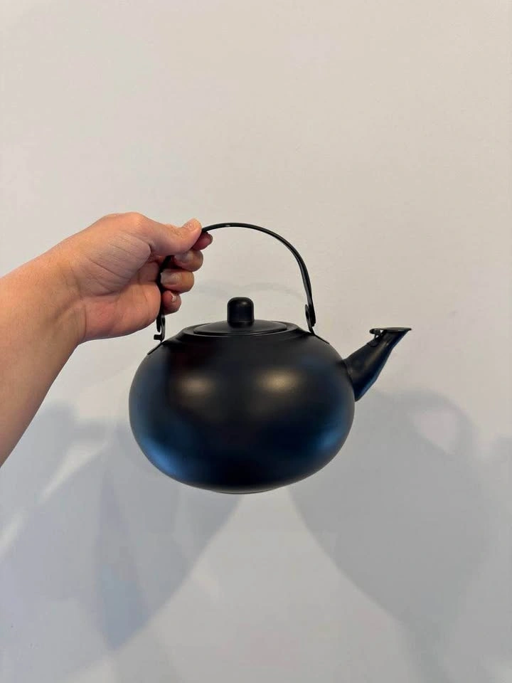 Tea pot