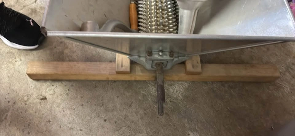 Vintage Manual Grape / Fruit Crusher - Winemaking - photo 5