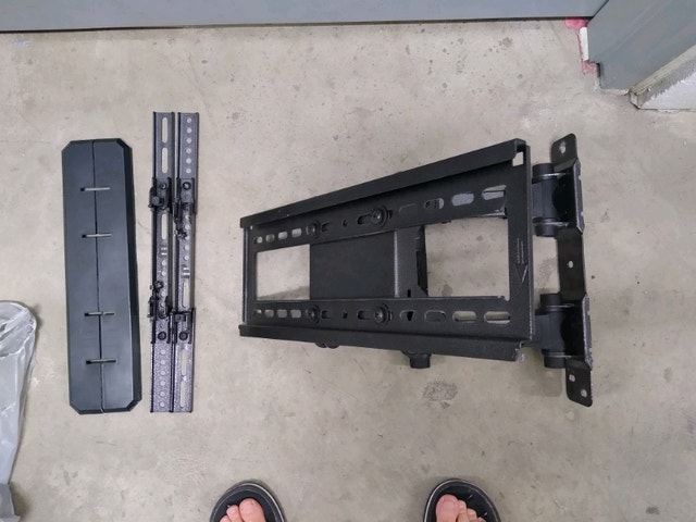 Heavy Duty Swivel TV Mount - photo 2
