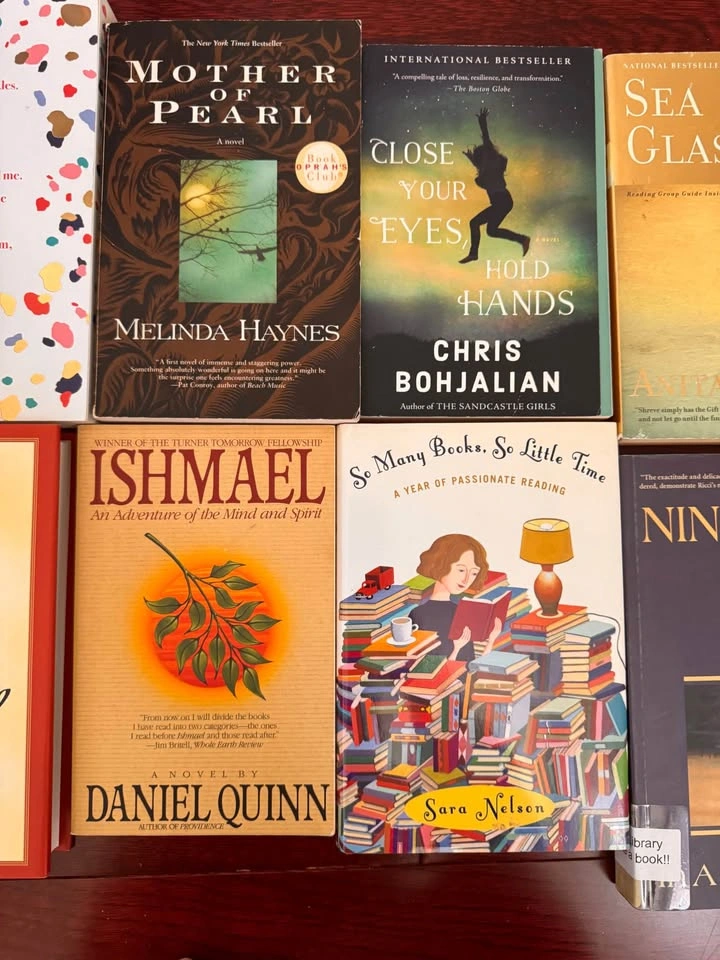 Assorted Books - photo 3