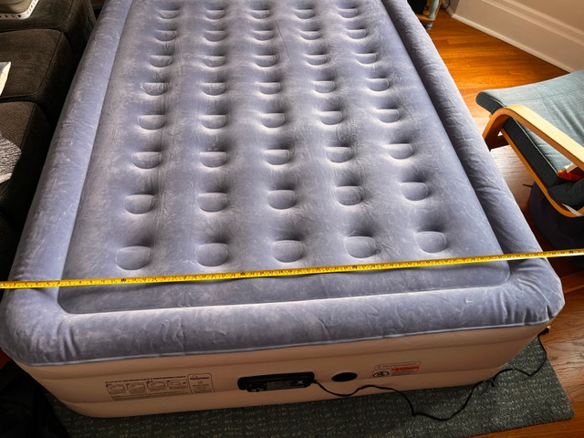 SoundAsleep Queen Dream Series Air Mattress with ComfortCoil