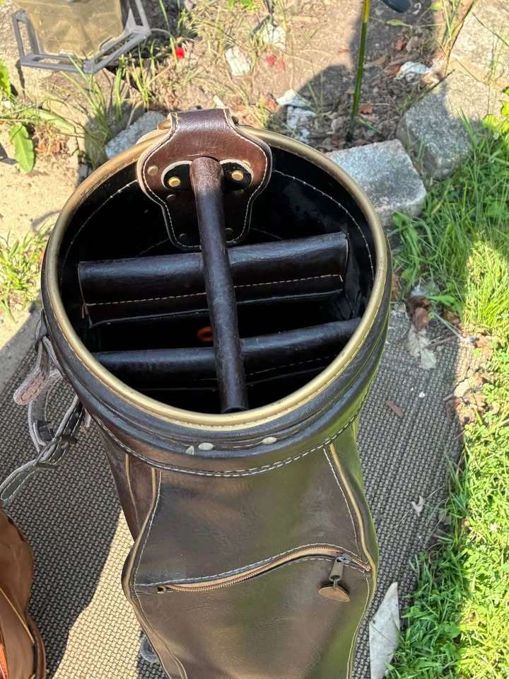 Vintage Atlantic and Ram golf bags - photo 4