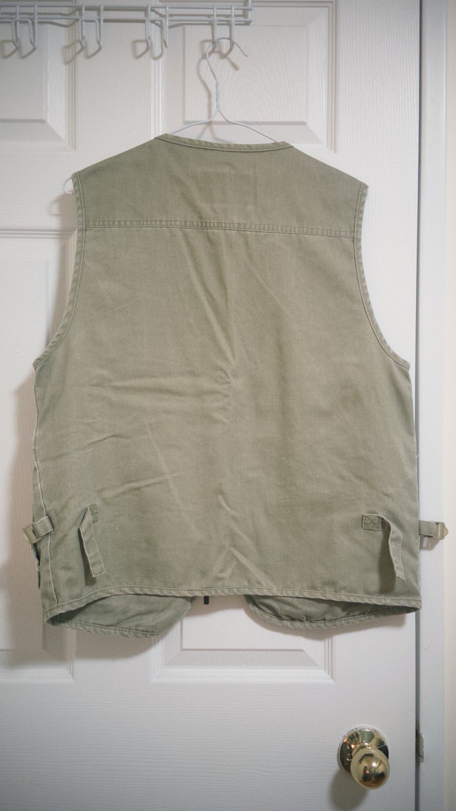 Vintage Style Olive Cargo Fishing Vest - photo 2