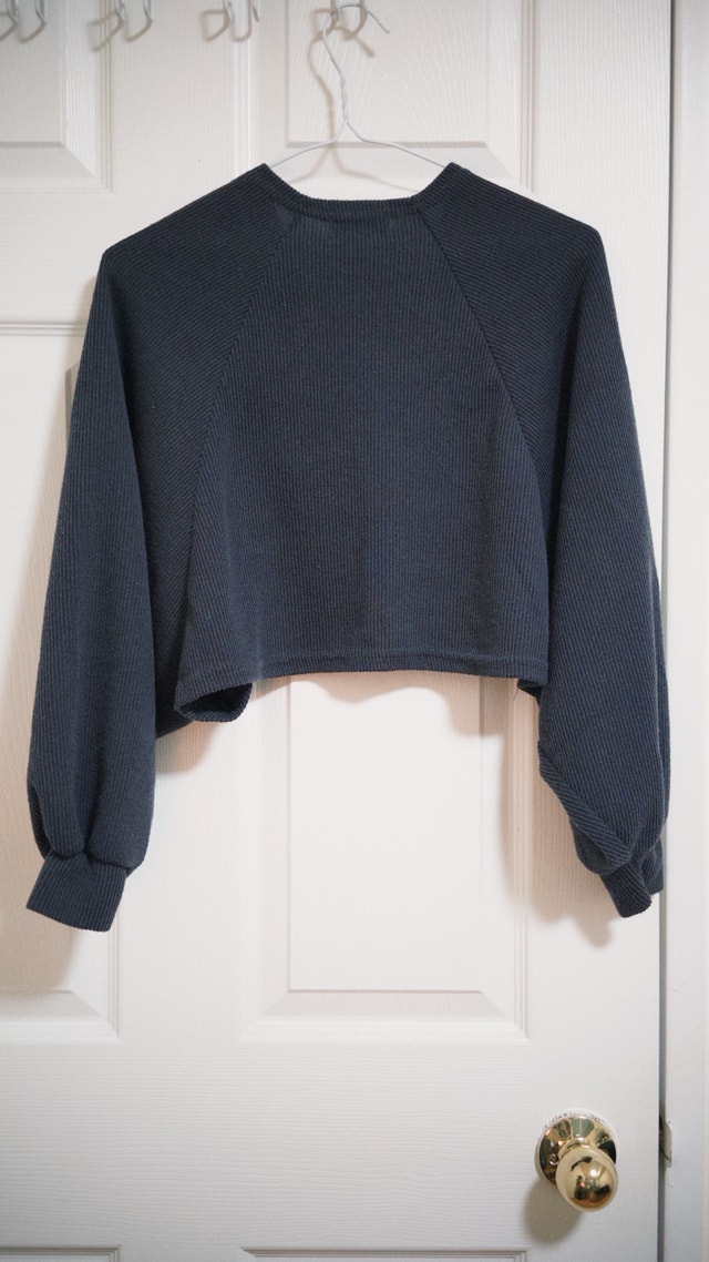 Korean Style Charcoal Knit Bolero Shrug - photo 2